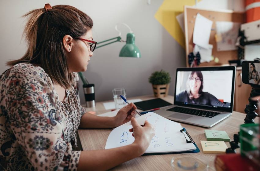 28 estudiantes de la Escuela de Negocios apoyarán a emprendedores de Vitacura a través de Pyme Crece